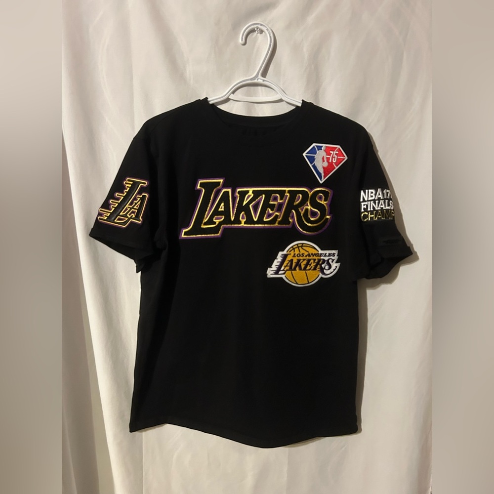 Pro Standard Lakers Men’s Black T-Shirt